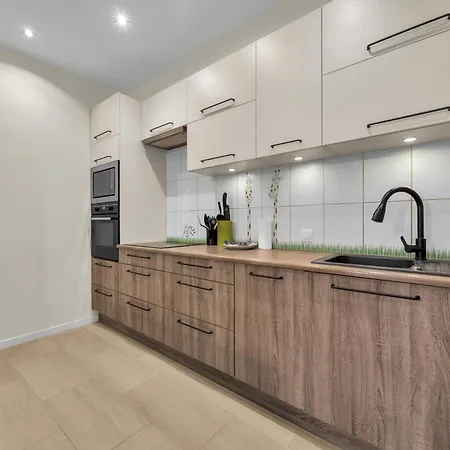 Zoliborz Prestige - 70m2, Parking, Terrace - By Rentujemy Apartamento *