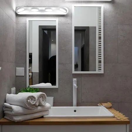 Apartamento Zoliborz Prestige - 70m2, Parking, Terrace - By Rentujemy *